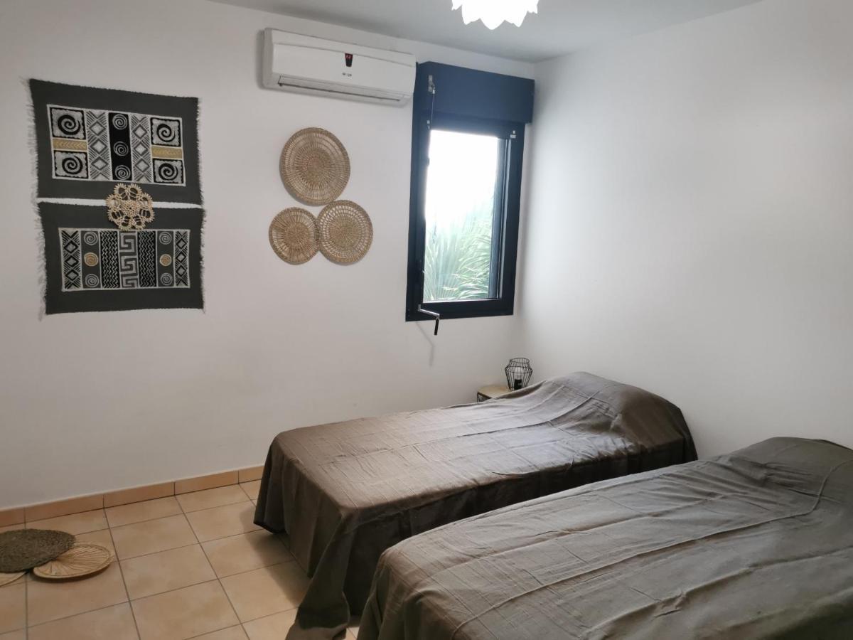 T2 A Saint Leu Centre & Lagon 4Pers Luaran gambar